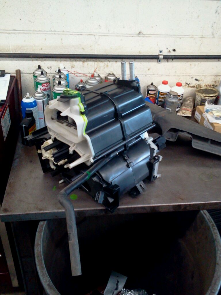 AH Motor LLC providing a full synthetic oil change Hackensack NJ for customers seeking premium engine protection.